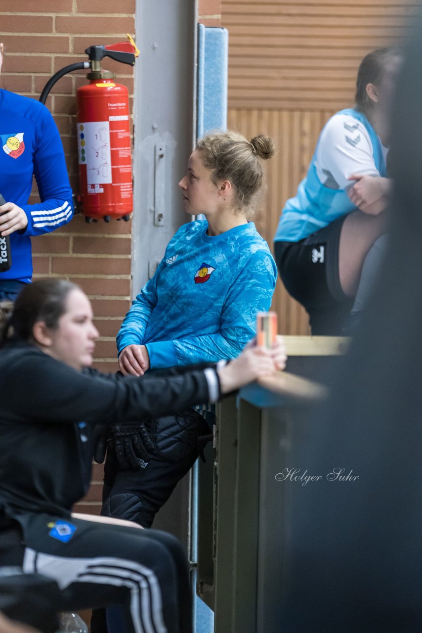 Bild 93 - VR Bank Cup Horst